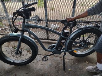 Fat tire e bike