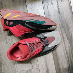 No Boxes Yeezy Adidas 