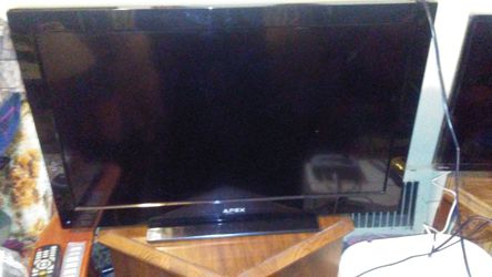 32 inch flat panel TV HD