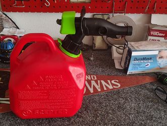 Gas cans