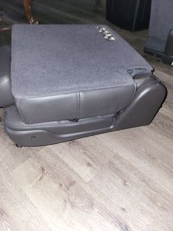LIKE NEW!