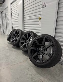 SVE R350 Wheels w/Nitto NT555 G2 Tires 5x114.3