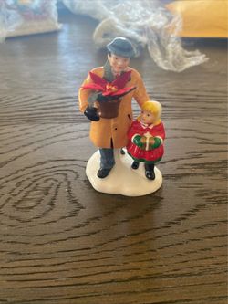 Dept 56 Snow Village Christmas Visit to the Florist Set of 3 Figures No Box
