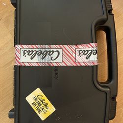 Cabela’s Hard Case – Like New