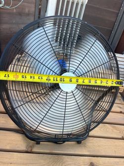 Large Industrial Floor Fan 18 Inch