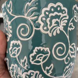 $7.50 | Ceramic Planter | 5.5”W | 5”H