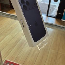 Apple iPhone 17 Pro Max 256gb Factory Unlocked/ Liberado De Compania 