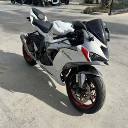 2024 Kawasaki Ninja ZX 6