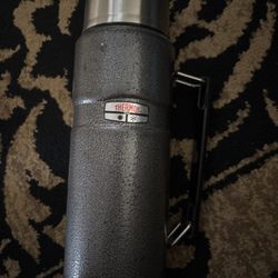 Thermos