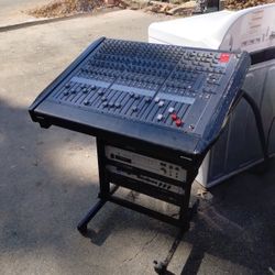 Fender Mixing Console MX 5200