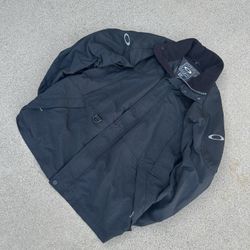 Oakley Vintage Genuine Software black ski jacket