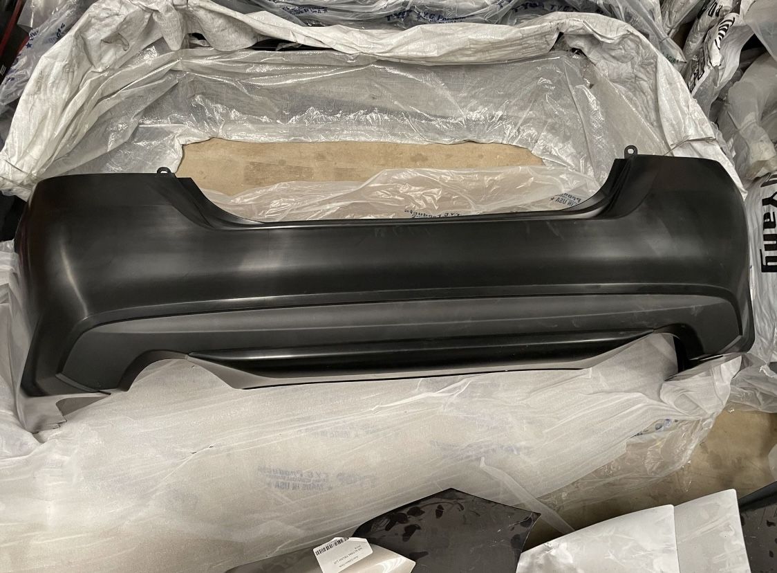 2016, 2017, 2018 Nissan Altima New Bumper ( Car Parts )