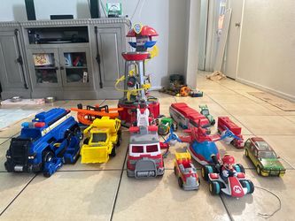 Toys(all come with purchase)