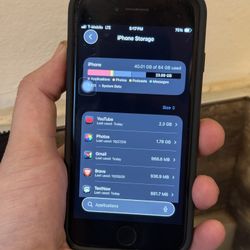 iPhone SE 2nd gen 64gb