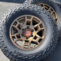 Toyota Tacoma 4runner Tundra Sequia rims tires 17’’ TRD PRO bronze wheels gold FJCruiser 6x139