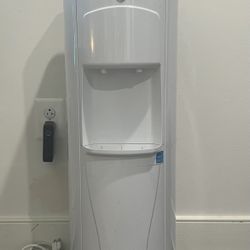 Water Dispenser