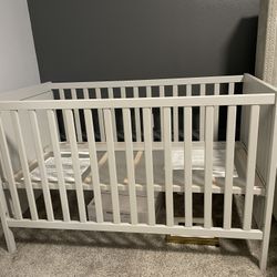 Baby Crib 