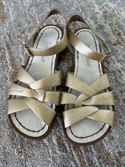 Girls Salt-Water sandals - size 3