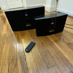 Two bose Bluetooth SoundTouch  20/30 series lll wireless aux/airplay speakers