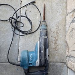 Makita Avt Hammer Drill 