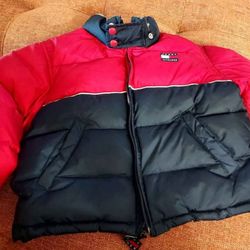 TOMMY HILFIGER  KIDS WINTER JACKET SIZE 4