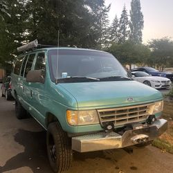 Ford Econoline Custom Bumper Bracket Mount