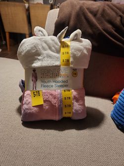 Girls 7/8 Hooded Unicorn Sleeper