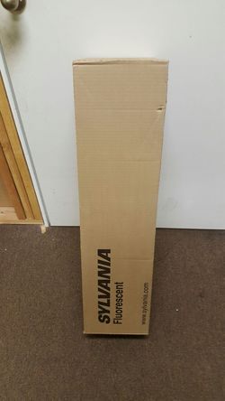 Box of 30 Sylvania 36" Fluorescent Tube Lights