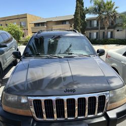 2000 Jeep Cherokee