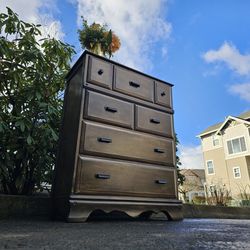 MARVELOUS Vintage Solid Wood Dresser 6 Drawers Dark Brown
