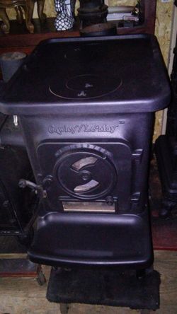 Cawley Lemay 400 wood stove for Sale in Matamoras, PA - OfferUp