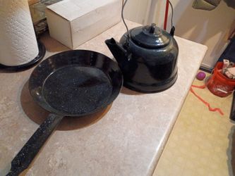 Enamelware Skillet and Kettle Set