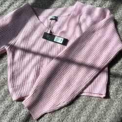 Fashion Nova V-Neck Sweater