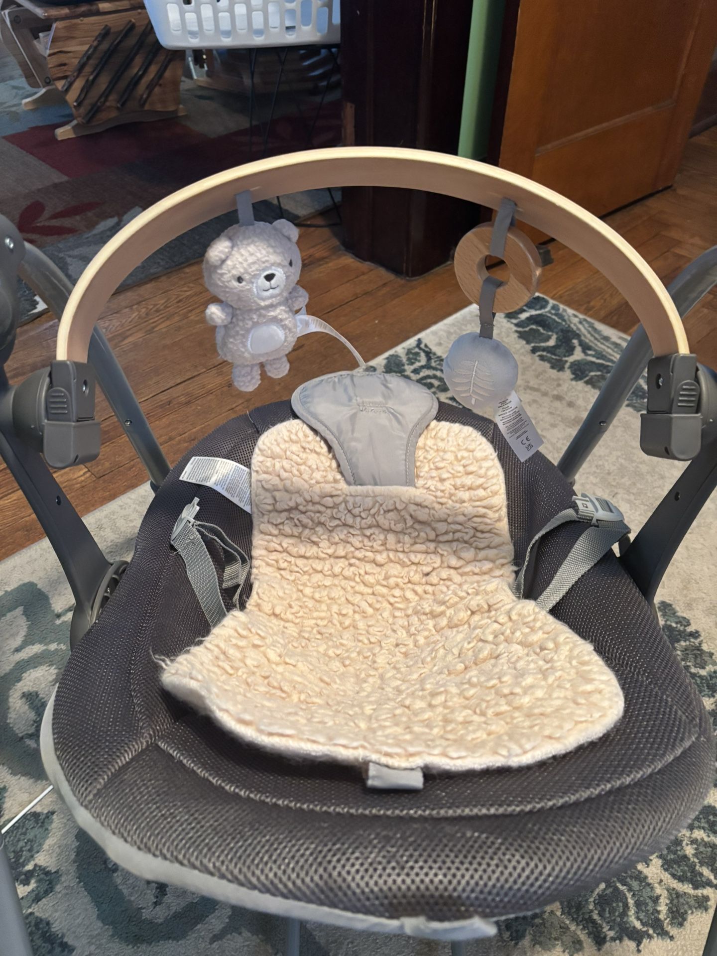 Ingenuity Every Season Swing 'n Go Portable Swing