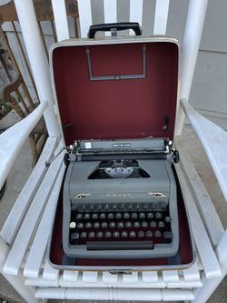 Royal Type Writer