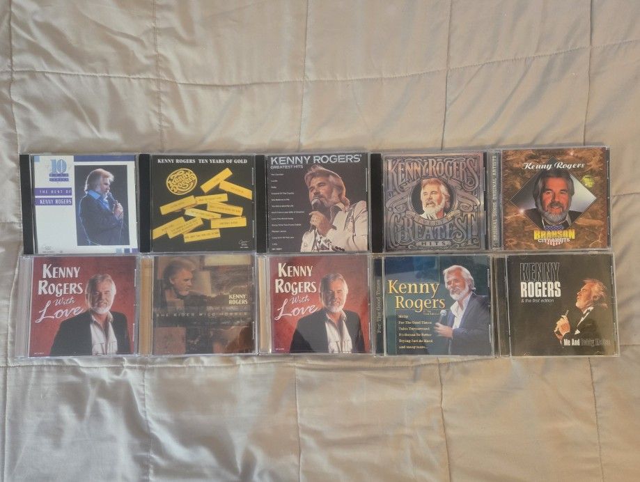 Smitty's Cd 💿 Emporium