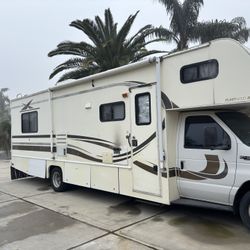 2000 Tioga Motorhome 31 Foot