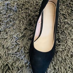 Black Pump Heels 