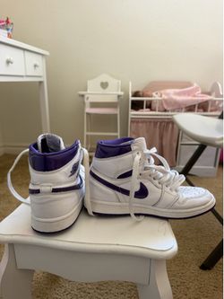 Kids dunks size 5Y