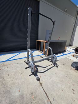 Pull up bar squat rack