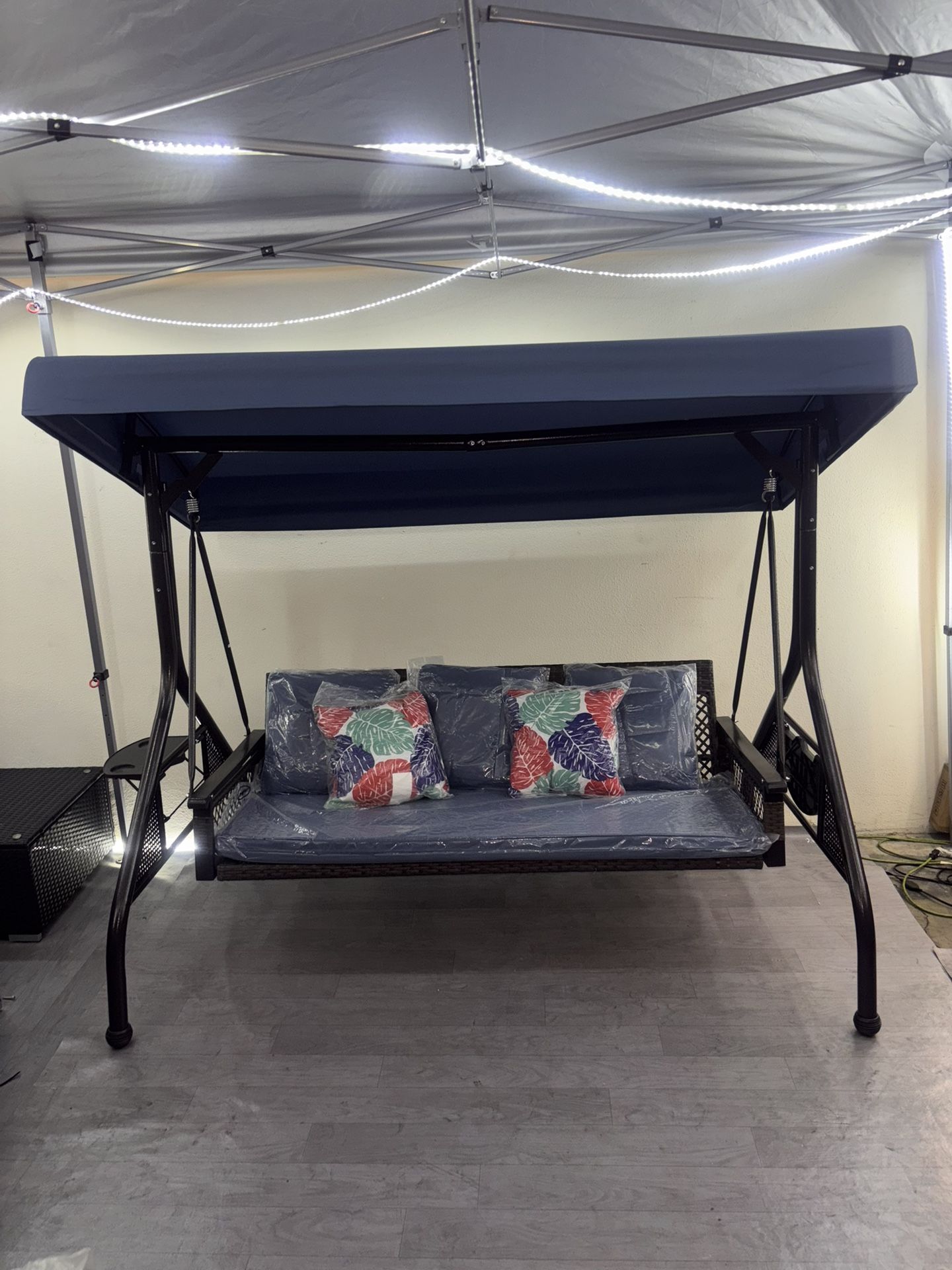 $175.00!!! New Outdoor Patio Porch Swing with Adjustable Canopy Cup Holder Thick Cushion