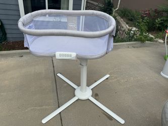 Halo Infant Basinet/Sleeper