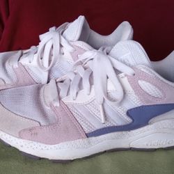 Women's Adidas Size 7.5