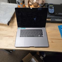 MacBook Pro A2141 With Broken Screen