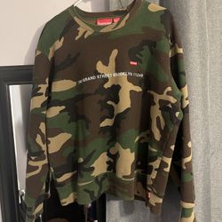 Supreme Camo Crewneck