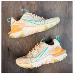 Size 9 Women’s Nike React Vision Pearl White Green Glow CI7523-201