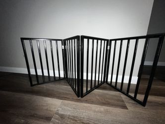 Gate