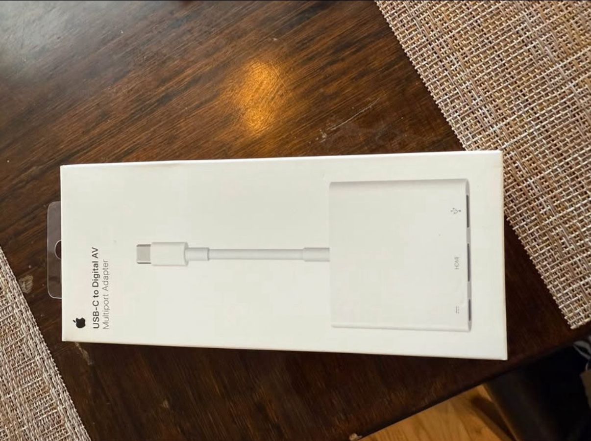 USB-C to digital AV multiport Adapter