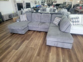 New 2pc Double Chaise Sectional In Putty 