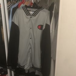 Champion Sweater 